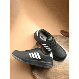 BIRDE Men Colourblocked Lightweight Lace-Ups Sneakers