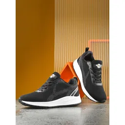 BIRDE Men Woven Design Sneakers