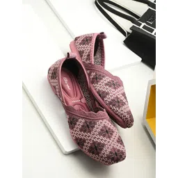 BIRDE Women Printed Slip-On Sneakers