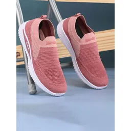 BIRDE Women Woven Design Slip-On Sneakers