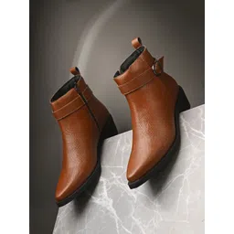 BIZZARO Pointed-Toe Chelsea Boots