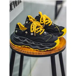 Boizok Men Studded Colourblocked Sneakers