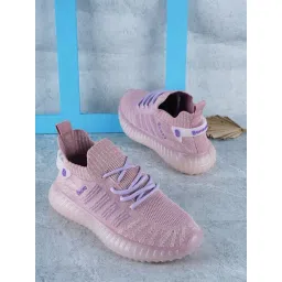 Bonkerz by Iconics Women's Pink Running Shoes