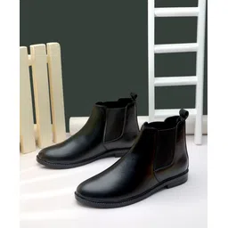 Boots For Men