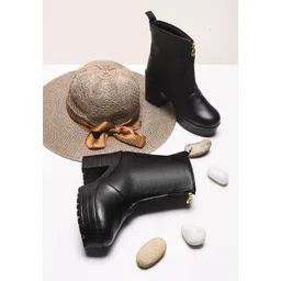 Boots For Women