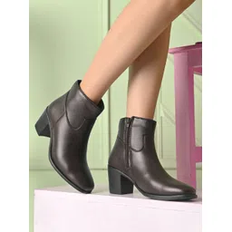 Boots For Women