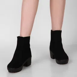 Boots For Women