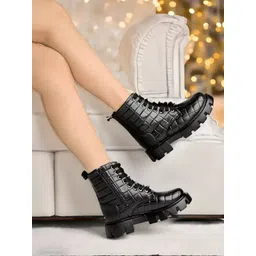 Boots For Women