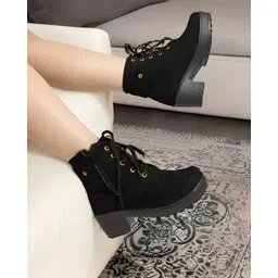 Boots For Women