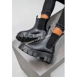 BOOTS FOR WOMEN/GIRLS Boots For Women