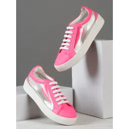 Bruno Manetti Women Colourblocked Water Repellent Upper Sneakers