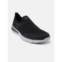 Bugatti Yucatan Men Textured Slip-On Sneakers