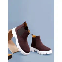 Bxxy Men Heeled Mid-Top Suede Chelsea Boots