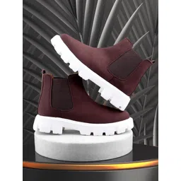 Bxxy Men Heeled Mid-Top Suede Chelsea Boots