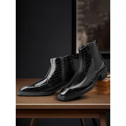 Bxxy Men Textured 2-Inch Heel Height Increasing Chelsea Boots