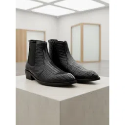 Bxxy Men Textured Crocodile Block-Heeled Chelsea Boots
