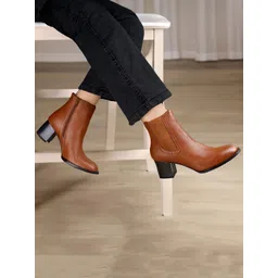 Bxxy Women Round Toe Block Heel Chelsea Boots