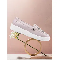 Bxxy Women Slip-On Sneakers