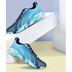 CAMP STREAK Running Shoes For Women