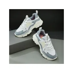 Campus LIGHTING White Women Sneakers