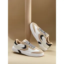 Campus Men Colourblocked PU Sneakers