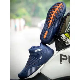 Campus Men Navy Blue Sneakers