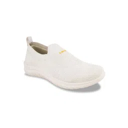 Campus Men Round Toe Memory Foam Mesh Slip-On Sneakers