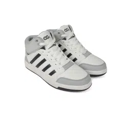 Campus Men Round Toe Memory Foam Sneakers