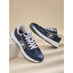 Campus Men Textured TPR Sneakers