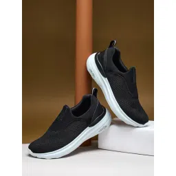 Campus Men's Black Walking Shoes