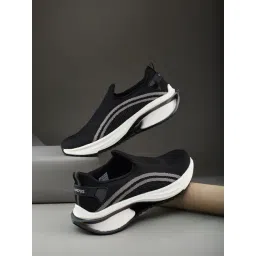 Campus Men's COVERT Black Walking Shoes