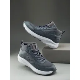 Campus Men's Grey Sneakers