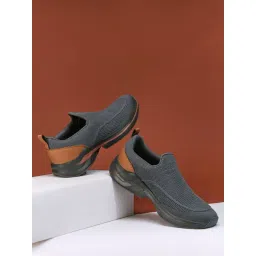 Campus Men's REASON Grey Walking Shoes