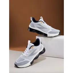 Campus Men's SPADE White Running Shoes