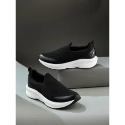 Campus Men's STAKU NITROBOOST Black Walking Shoes