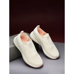 Campus Women Textured Slip-On Sneakers