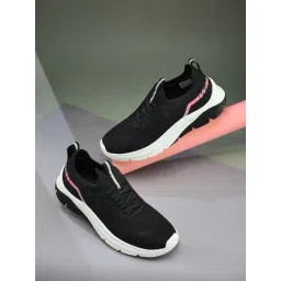 Campus Women's Black Walking Shoes
