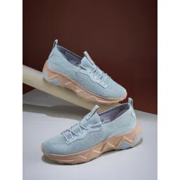 Campus Women's Grey Walking Shoes