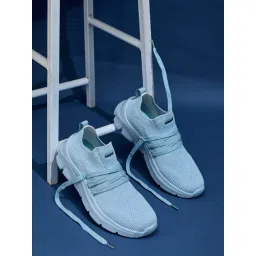 Campus Women's Light Sky Walking Shoes