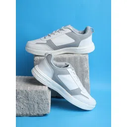 Cantabil Men Colourblocked Running Sports Shoes