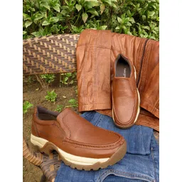 CARLO ROMANO Men Tan Textured Leather Slip-On Sneakers