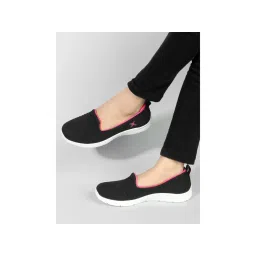 Carlton London Black Design Women Slip-On Sneakers
