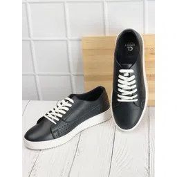 Carlton London Men Lightweight Comfort Insole Sneakers