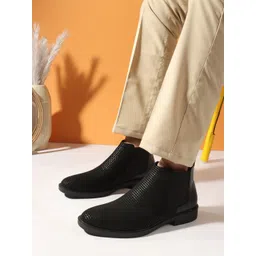 Carlton London Men Textured Slip-On Round Toe Chelsea Boots