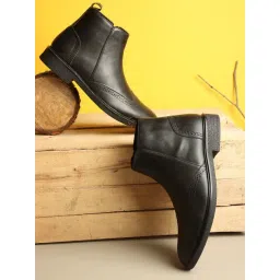 Carlton London Men's Black Boots