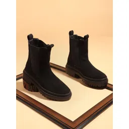 Carlton London Women Block-Heeled Chelsea Boots