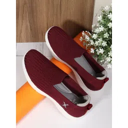 Carlton London Women Round Toe Comfort Insole Flyknit Mesh Slip-On Sneakers