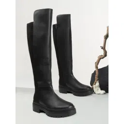 Carlton London Women's Black Casual Booties