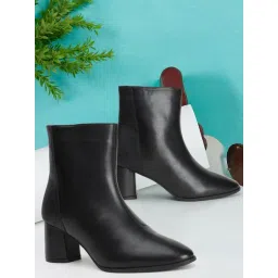 Carlton London Women's Black Casual Booties