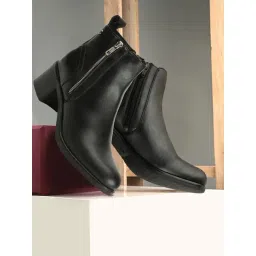 Carlton London Women's Black Casual Booties